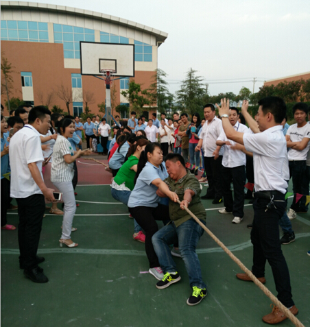 赣州深联电路板厂拔河赛势新鲜出炉,战利品你领了吗? 赣州深联电路板厂拔河赛势新鲜出炉,战利品你领了吗?
