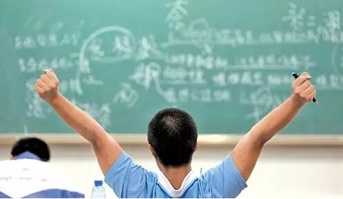 高考季，深联电路板厂与你在一起！