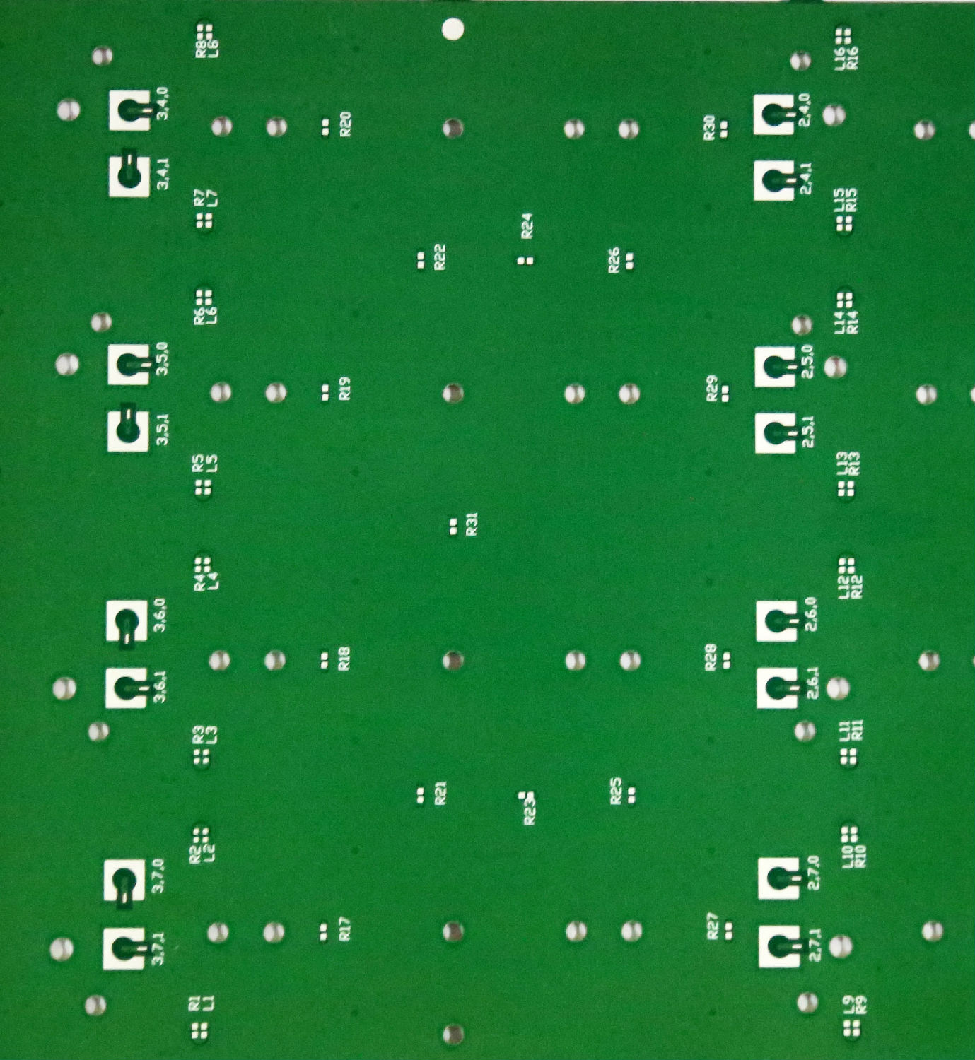 5G基站天线板.jpg