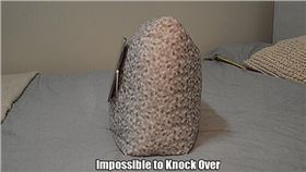 电路板厂资讯:有了这款很会“吸”的抱枕 再也不怕被平板呼脸啦