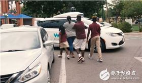 自动驾驶车辆的商业化 是人类和自动驾驶技术不断适应的过程